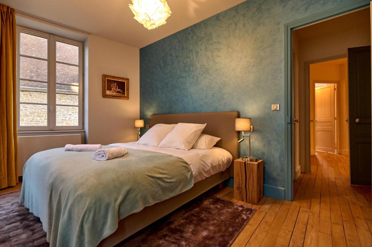 Appartement Montagnon - Les Suites Du Palais - Classe 4 Etoiles, Parking Prive, Vue Cathedrale, 3 Chambres, Primo C0Nciergerie Невер Экстерьер фото