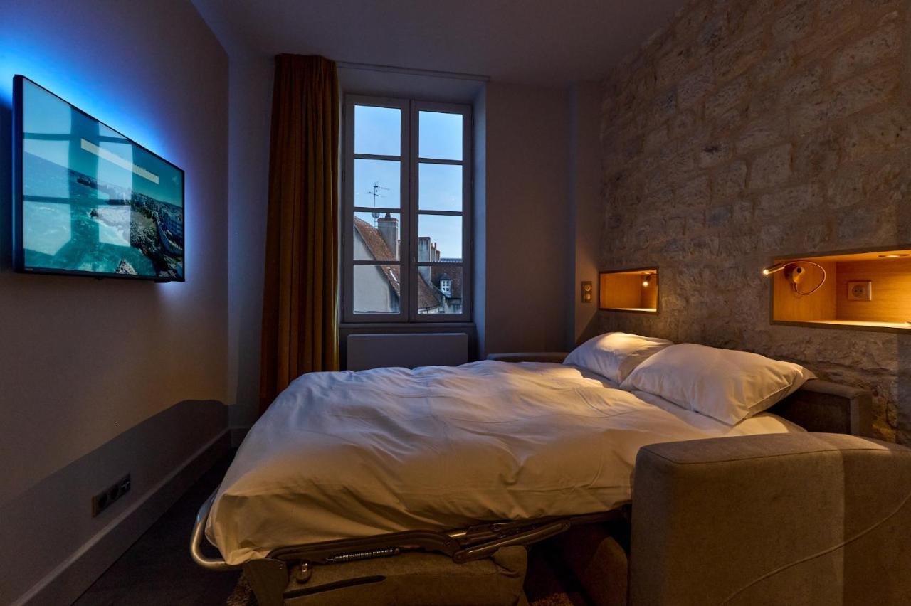 Appartement Montagnon - Les Suites Du Palais - Classe 4 Etoiles, Parking Prive, Vue Cathedrale, 3 Chambres, Primo C0Nciergerie Невер Экстерьер фото