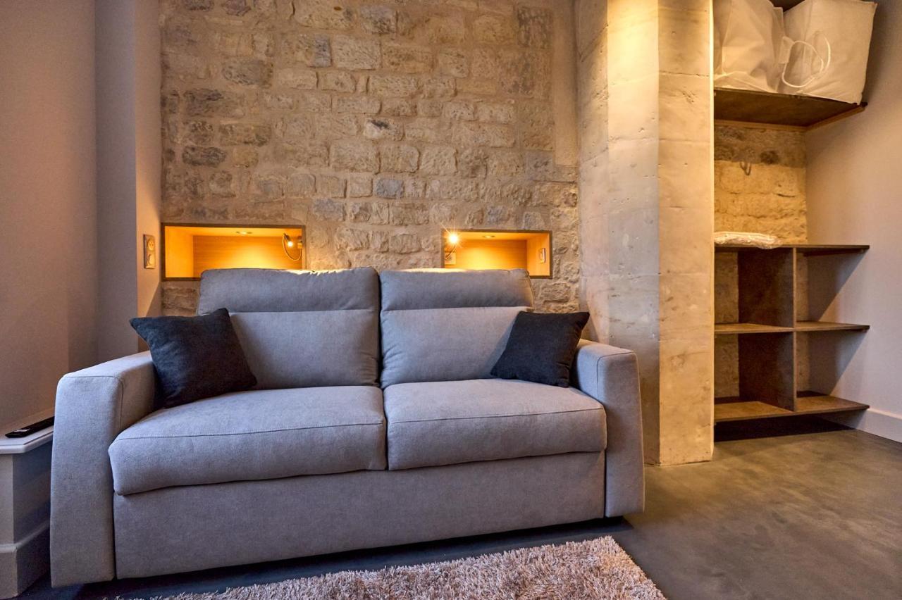 Appartement Montagnon - Les Suites Du Palais - Classe 4 Etoiles, Parking Prive, Vue Cathedrale, 3 Chambres, Primo C0Nciergerie Невер Экстерьер фото